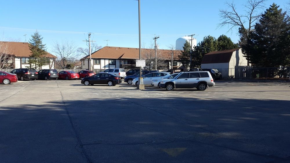 Medical Office Suite: 4727 Willow Springs Rd, La Grange, IL 60525